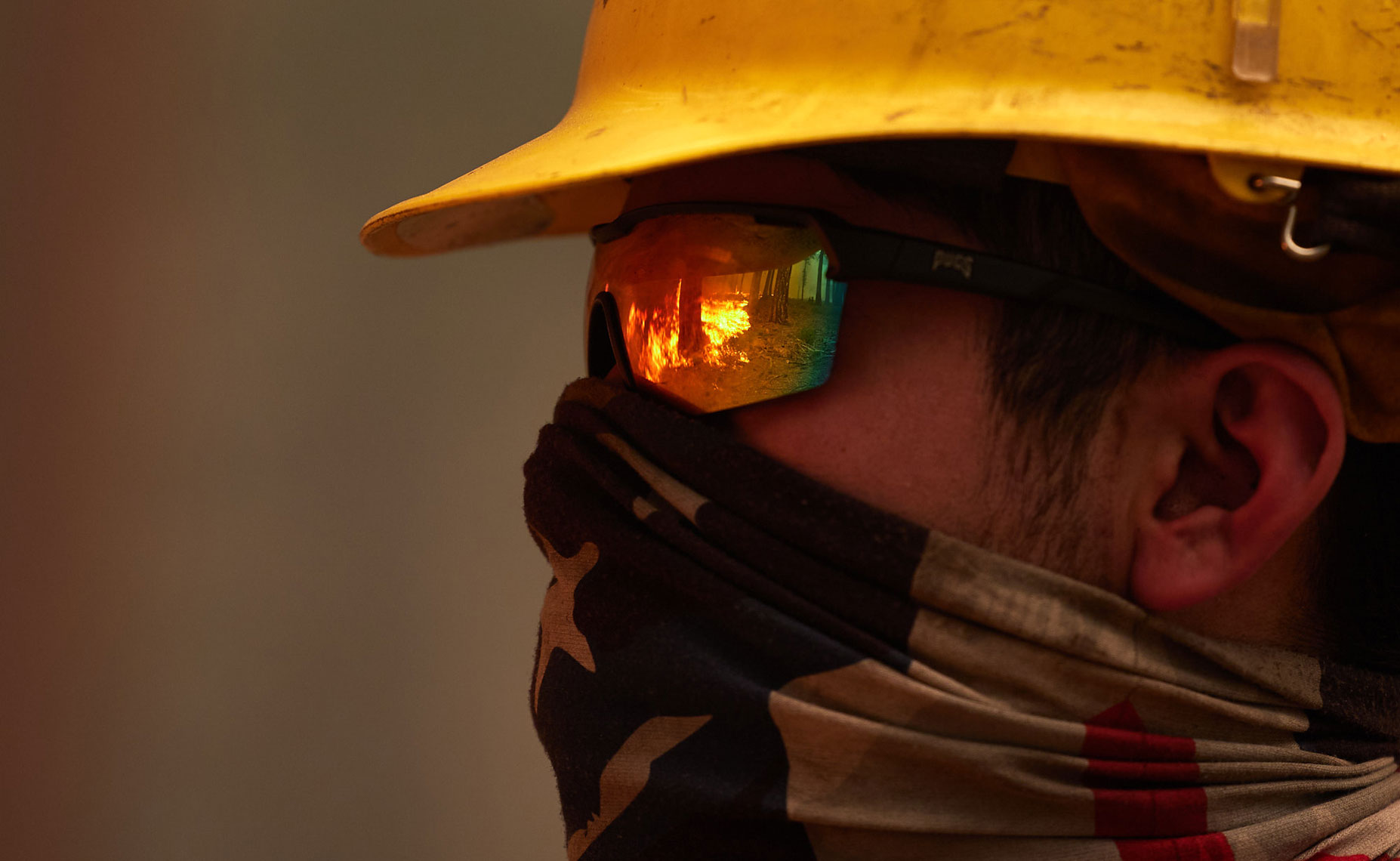 Fire Reflection in Firefighter