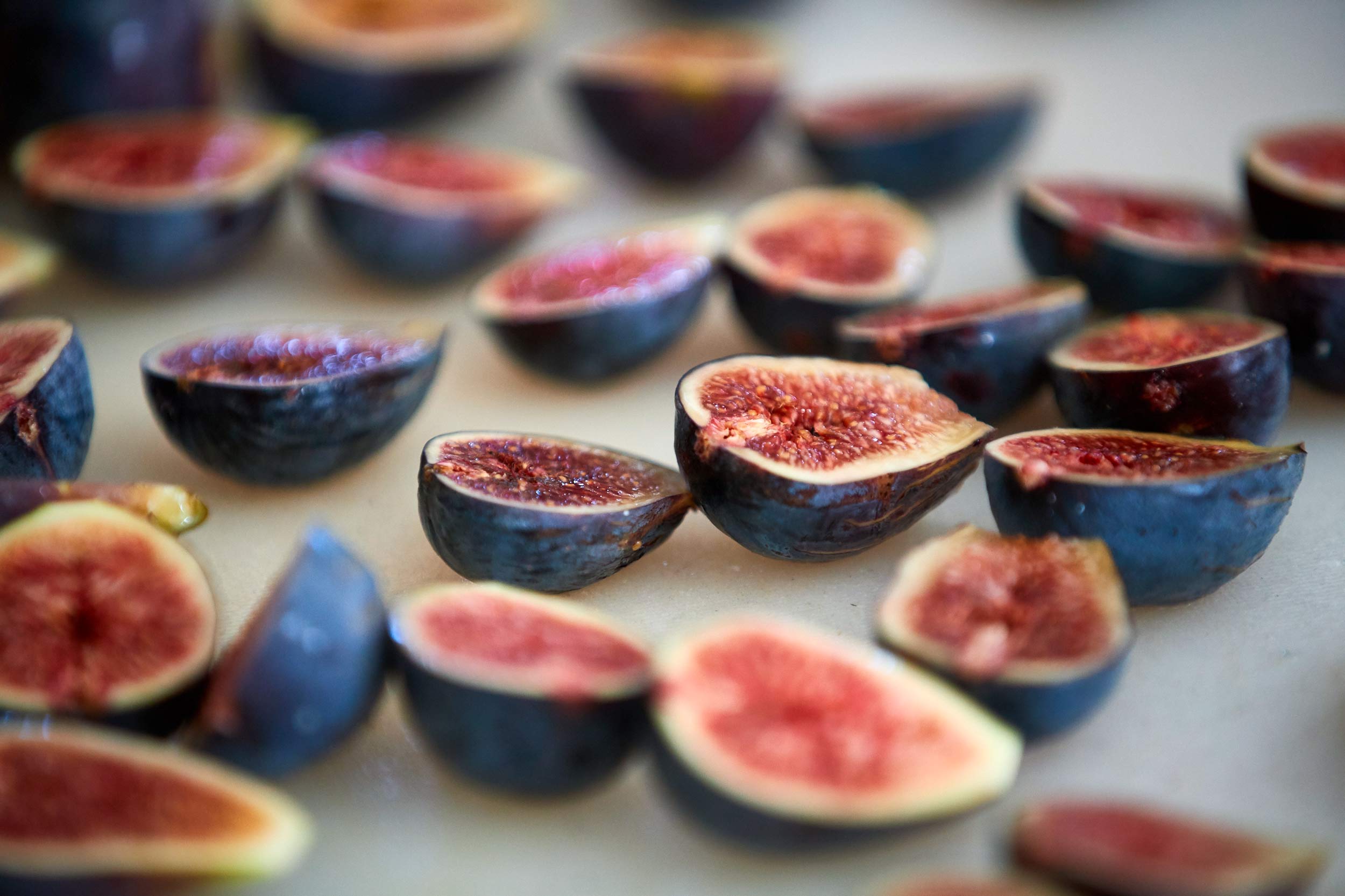 Sliced Figs for Dinner on Main