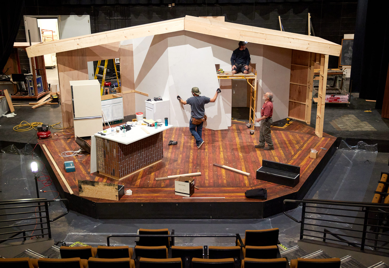 Crew Builds Set for New Pay at B Street Theatre